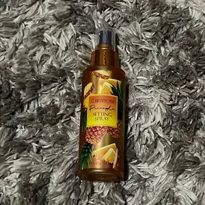 Beauty creations setting spray (new)